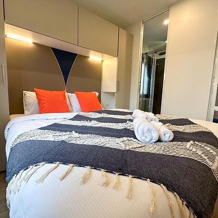 Estivo Premium Deluxe Mobile Homes On Camping Malibu Beach 리도 디 예솔로 외부 사진