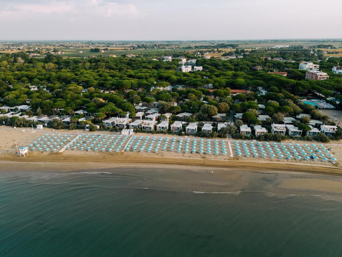 Estivo Premium Deluxe Mobile Homes On Camping Malibu Beach 리도 디 예솔로 외부 사진