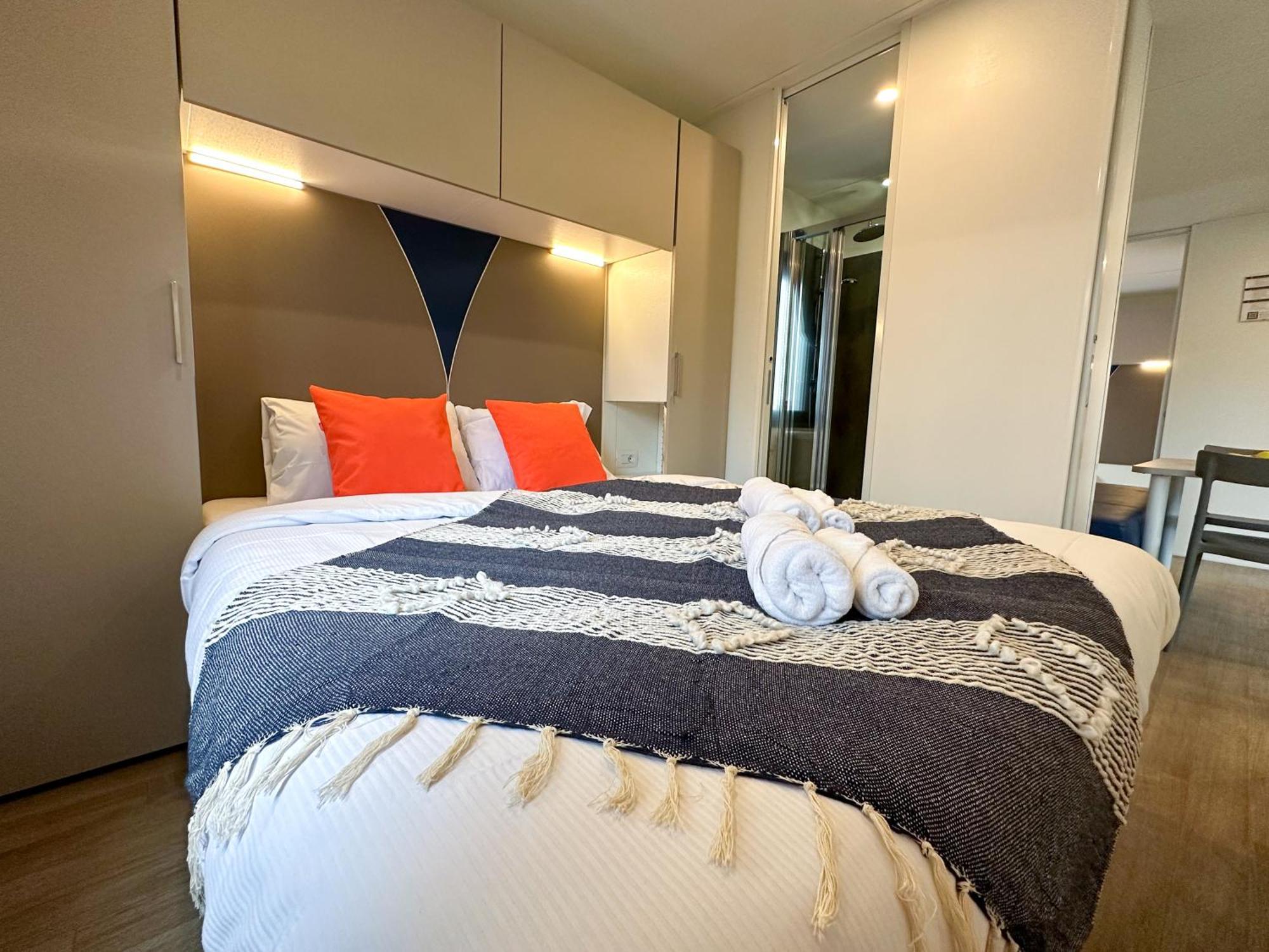 Estivo Premium Deluxe Mobile Homes On Camping Malibu Beach 리도 디 예솔로 외부 사진