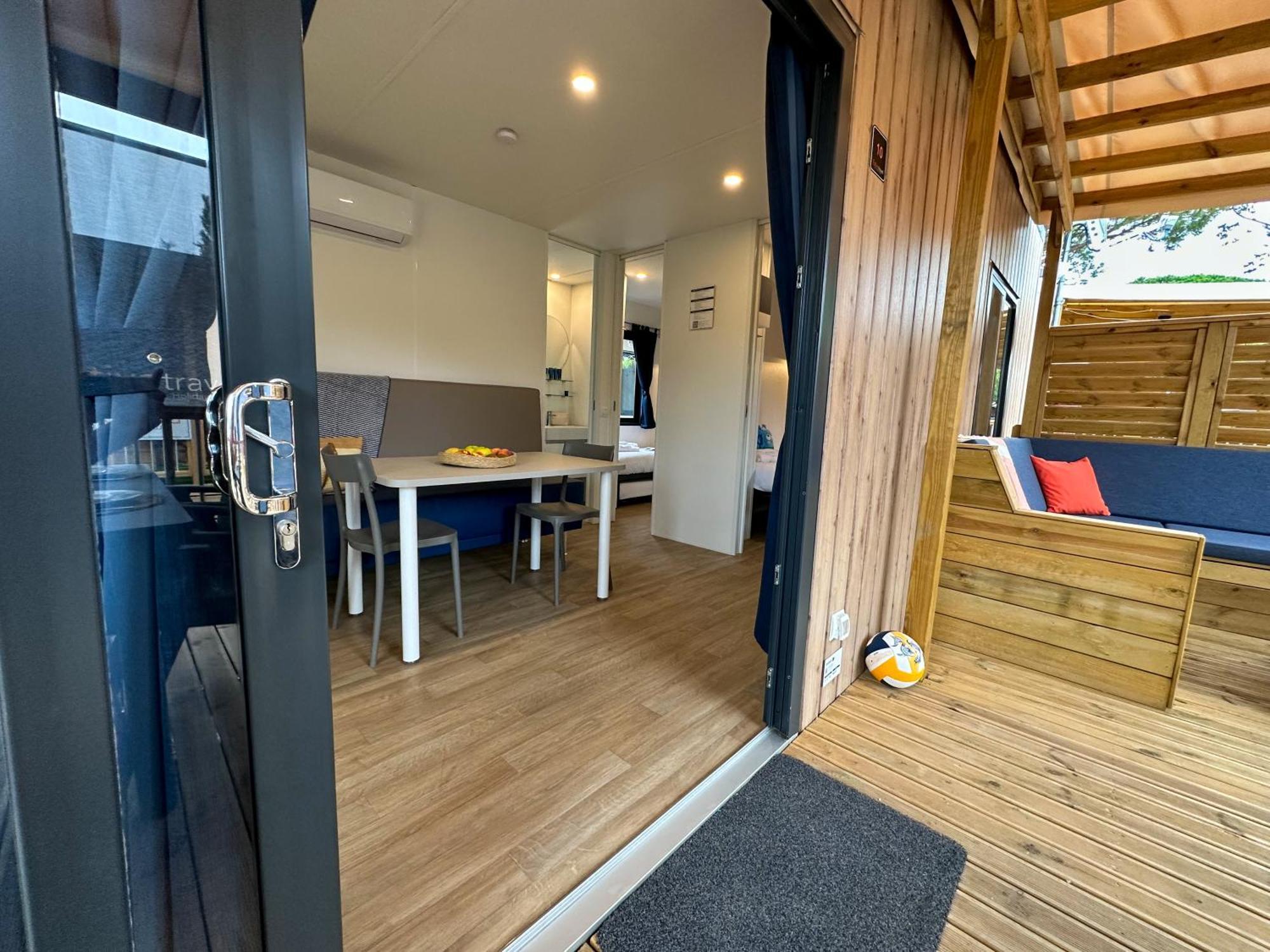 Estivo Premium Deluxe Mobile Homes On Camping Malibu Beach 리도 디 예솔로 외부 사진