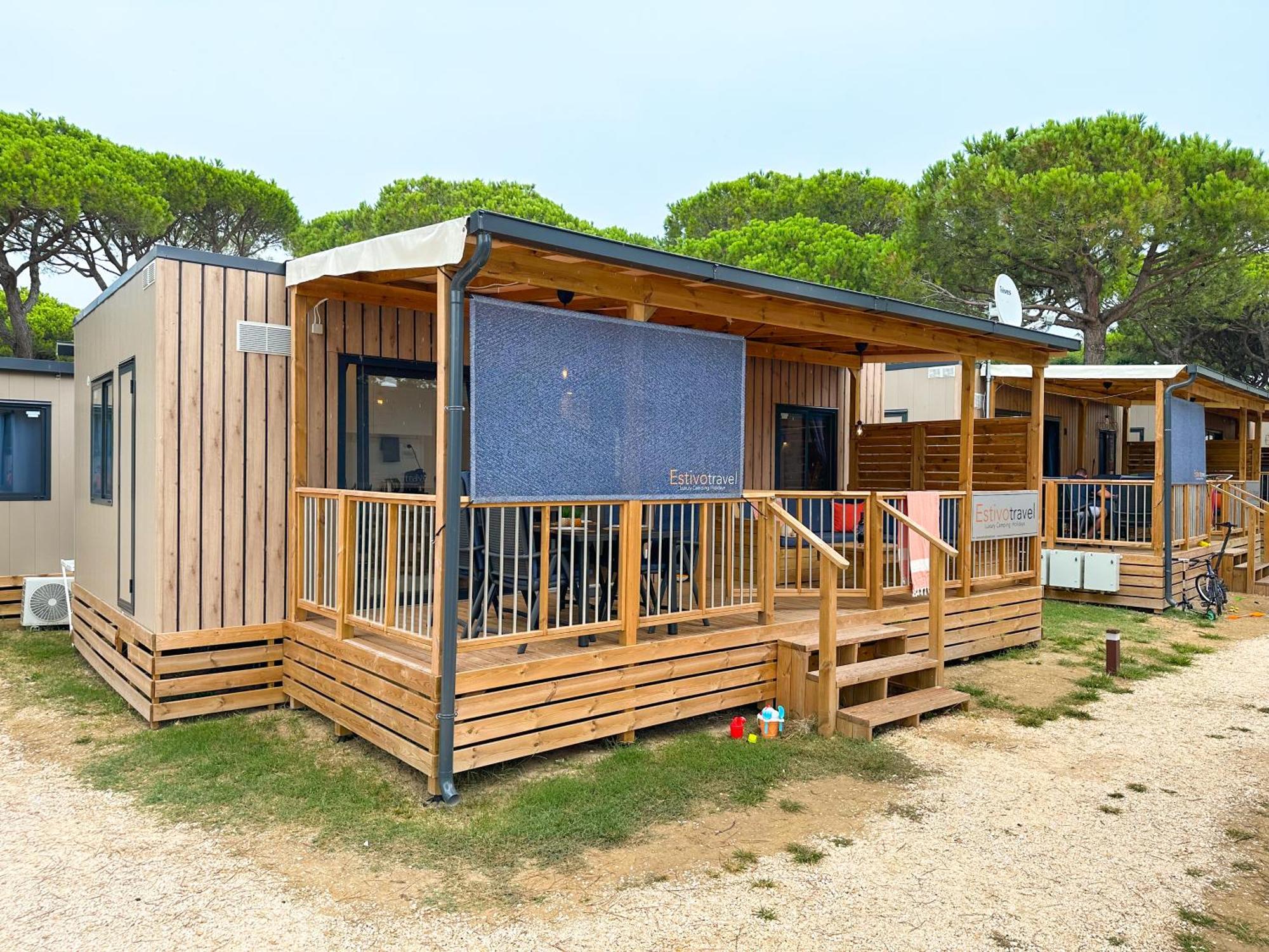 Estivo Premium Deluxe Mobile Homes On Camping Malibu Beach 리도 디 예솔로 외부 사진